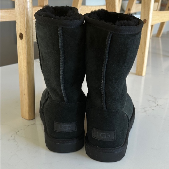 UGG Shoes - UGG Classic Black Sheepskin Boots